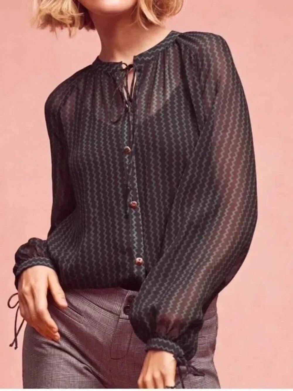 NWT Maeve Della Blouse Sz XS Sheer Navy Green Chevron Button Front Tie Neck